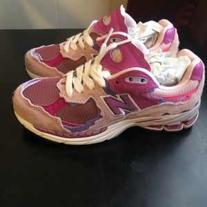 New Balance Pink 2002